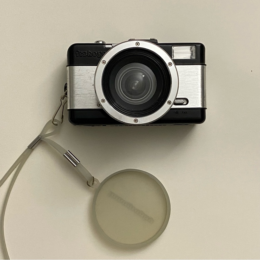 Lomography Fisheye 2 Film Camera 35mm